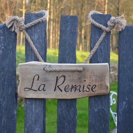 فيلا La Remise 4 Etoiles Saint-Hilaire-de-Mortagne المظهر الخارجي الصورة